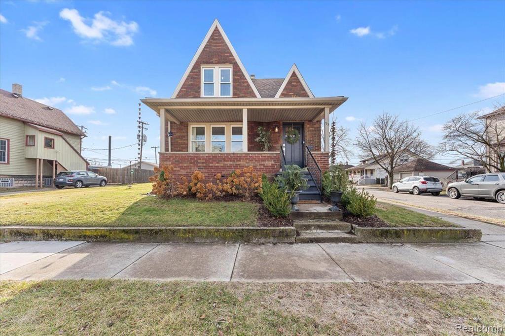 93 Perry Place Wyandotte, MI 48192 - Photo 1 of 29