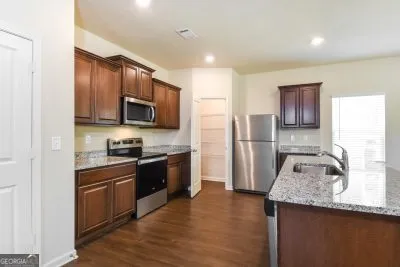 $1,749 | 133 Innis Brk Circle, Cartersville, GA 30120