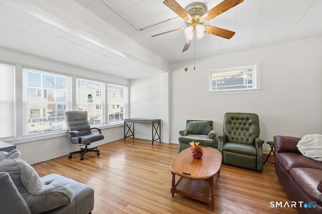 33 Baggott Street West Haven, CT 06516 - Photo 12 of 36