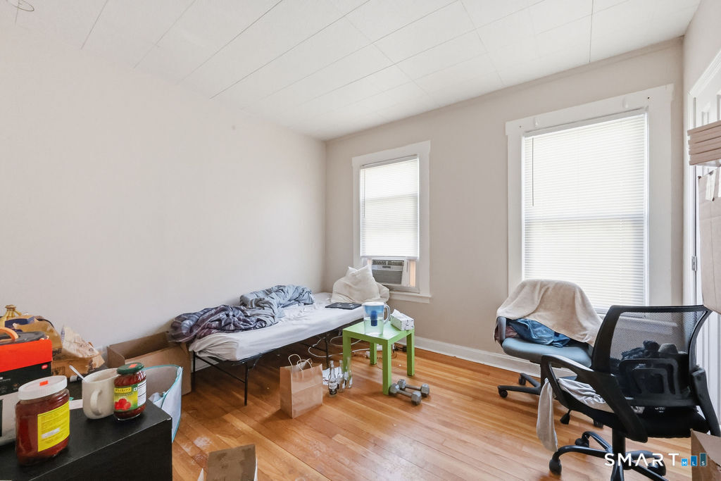 33 Baggott Street West Haven, CT 06516 - Photo 17 of 36