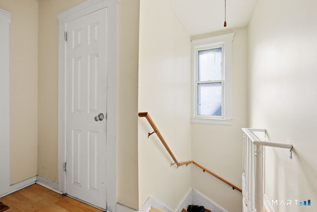 33 Baggott Street West Haven, CT 06516 - Photo 27 of 36