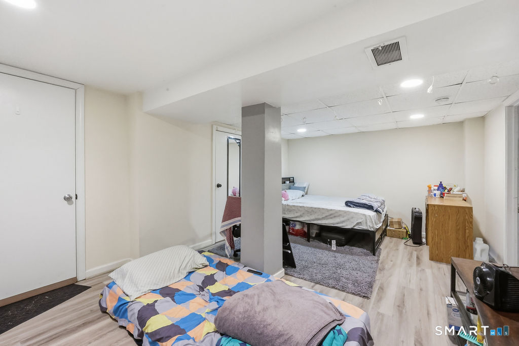 33 Baggott Street West Haven, CT 06516 - Photo 28 of 36