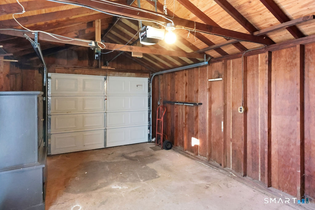 33 Baggott Street West Haven, CT 06516 - Photo 33 of 36