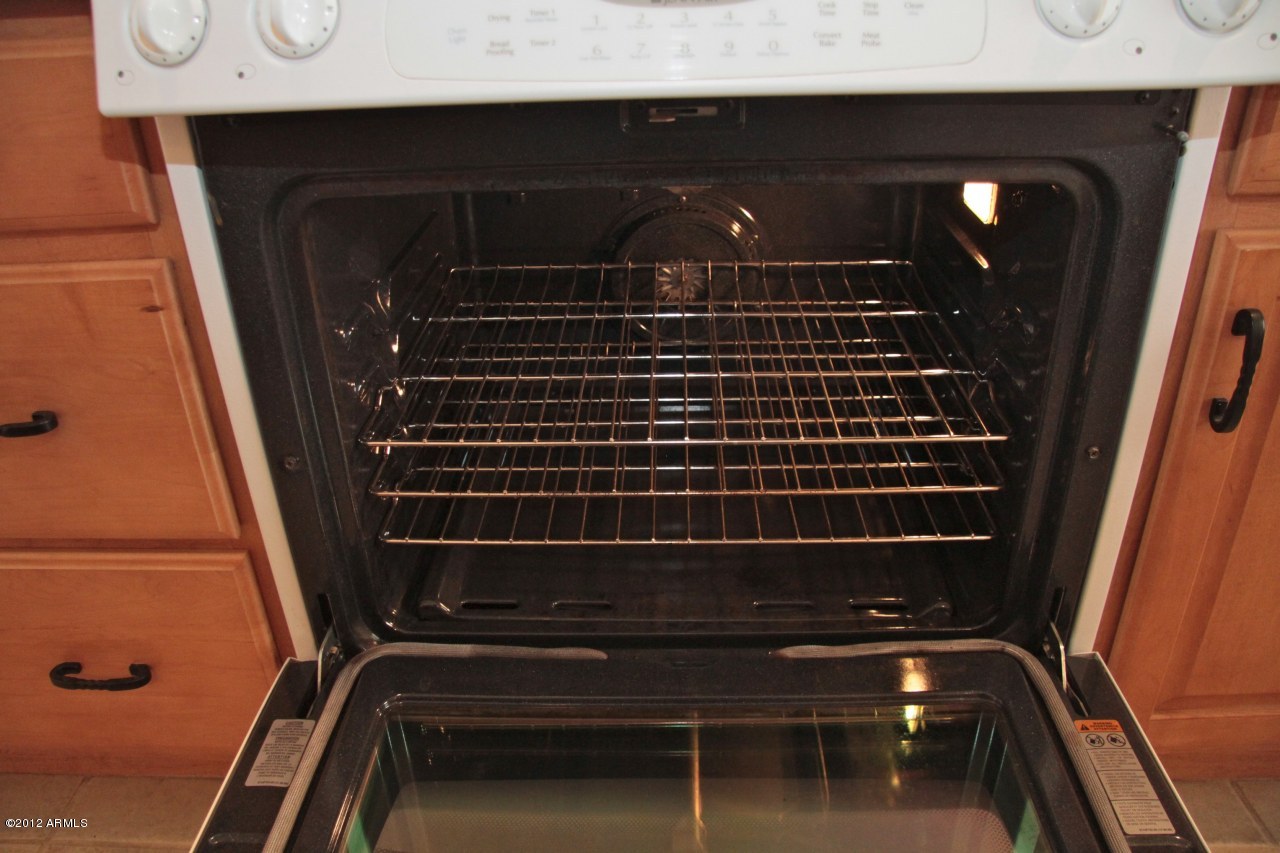 3316 West Gary Road Phoenix, AZ 85029 - Photo 16 of 57 Convection Oven