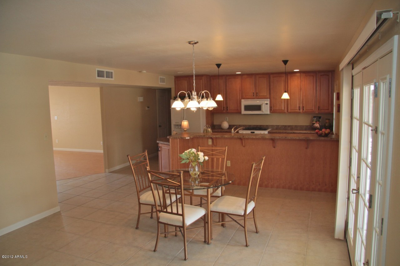 3316 West Gary Road Phoenix, AZ 85029 - Photo 10 of 57 Dining Area