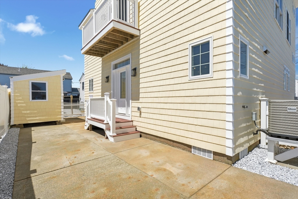 27 Bittersweet Lane Hampton, NH 03842 - Photo 35 of 42