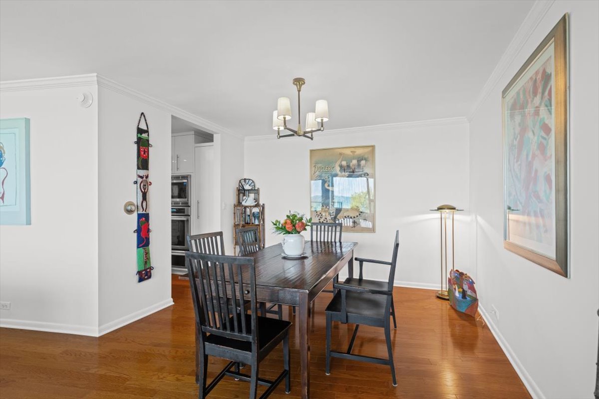 1630 Sheridan Road, Unit 5G Wilmette, IL 60091 - Photo 10 of 23 Gallery Image 10