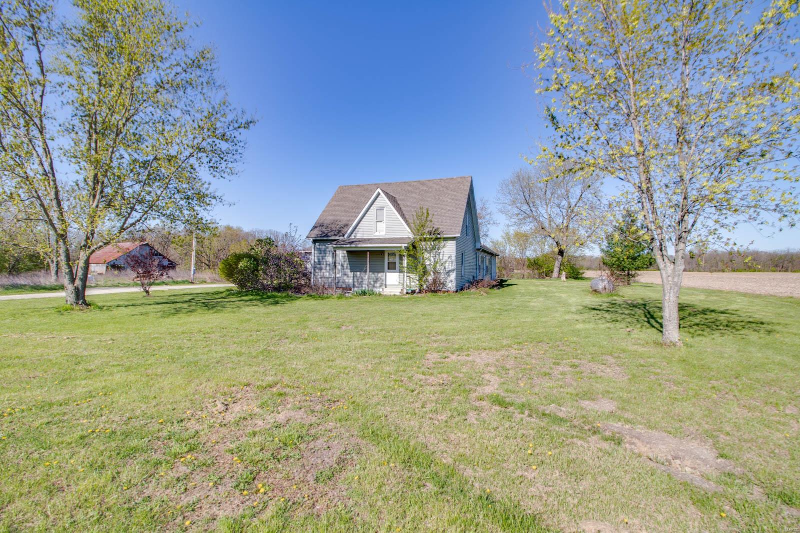 27281 Quarton Road Palmyra, IL 62674 - Photo 11 of 65