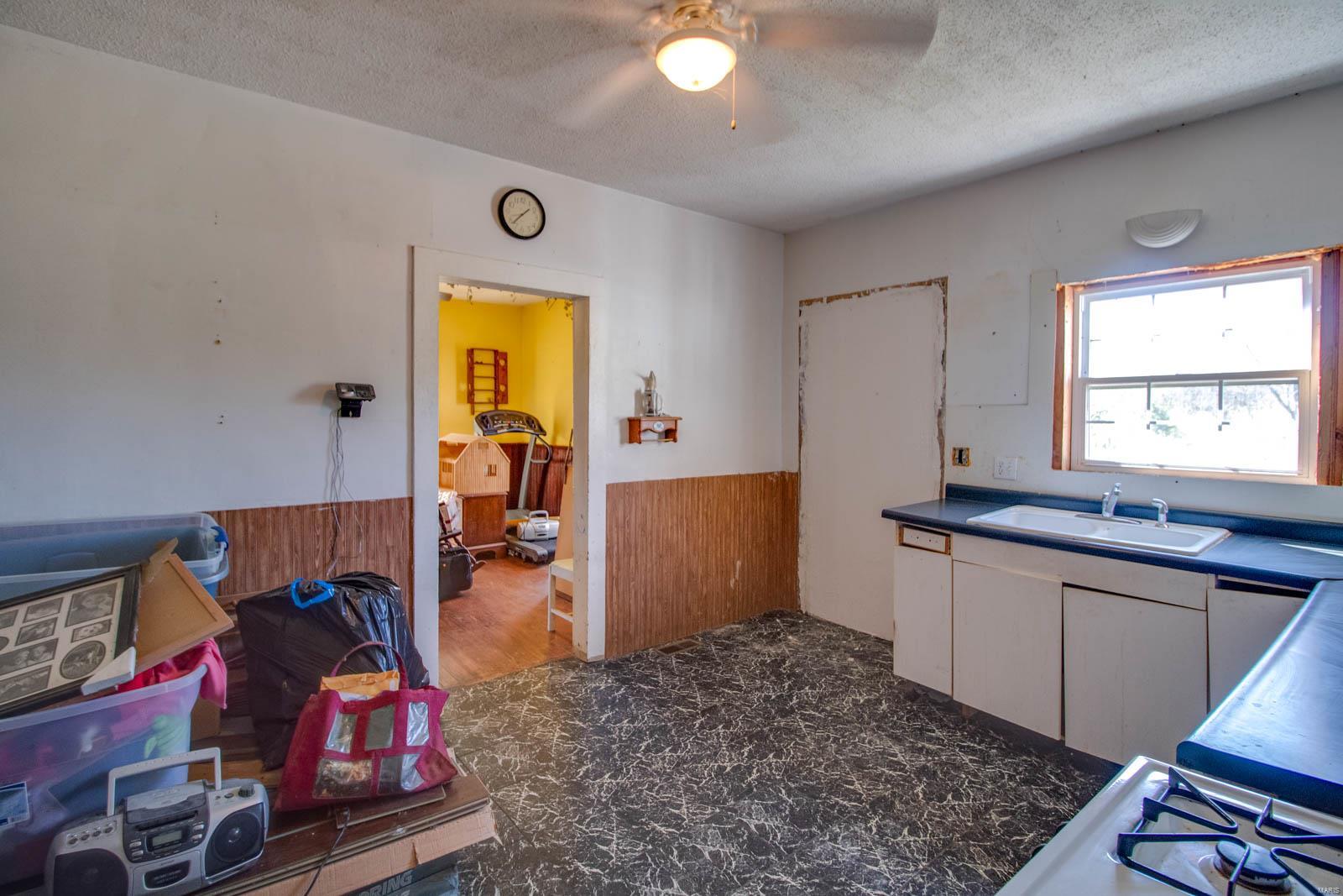 27281 Quarton Road Palmyra, IL 62674 - Photo 56 of 65