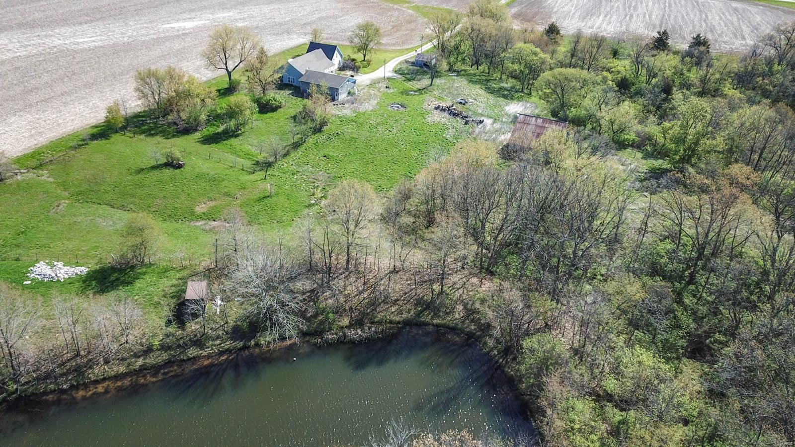 27281 Quarton Road Palmyra, IL 62674 - Photo 8 of 65