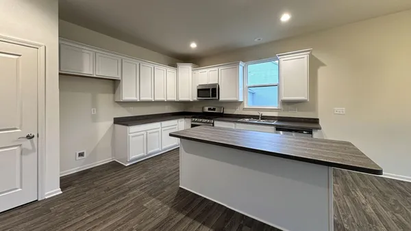 $397,950 | 3134 Apple Blossom Way, Monroe, MI 48161