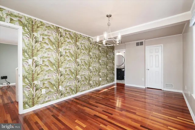 $549,000 | 1040 Hyde Park Drive, Annapolis, MD 21403