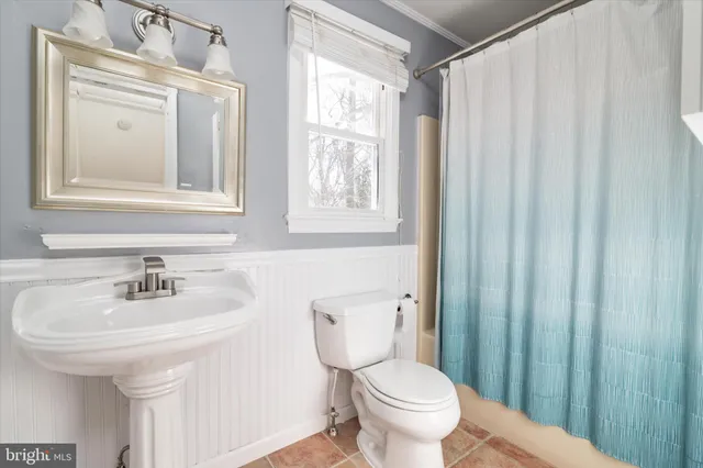 $549,000 | 1040 Hyde Park Drive, Annapolis, MD 21403