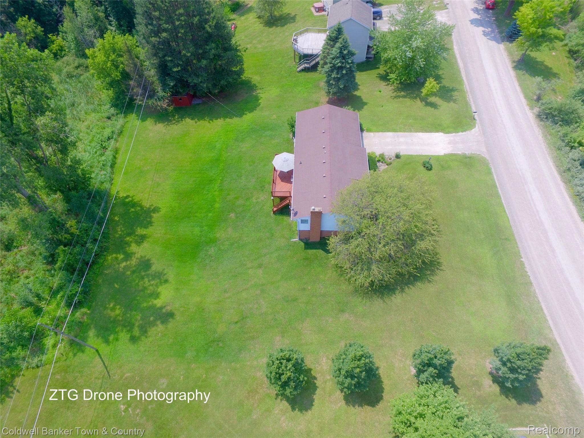 2442 Fisher Road Howell, MI 48855 - Photo 21 of 25 DJI_0030.jpg