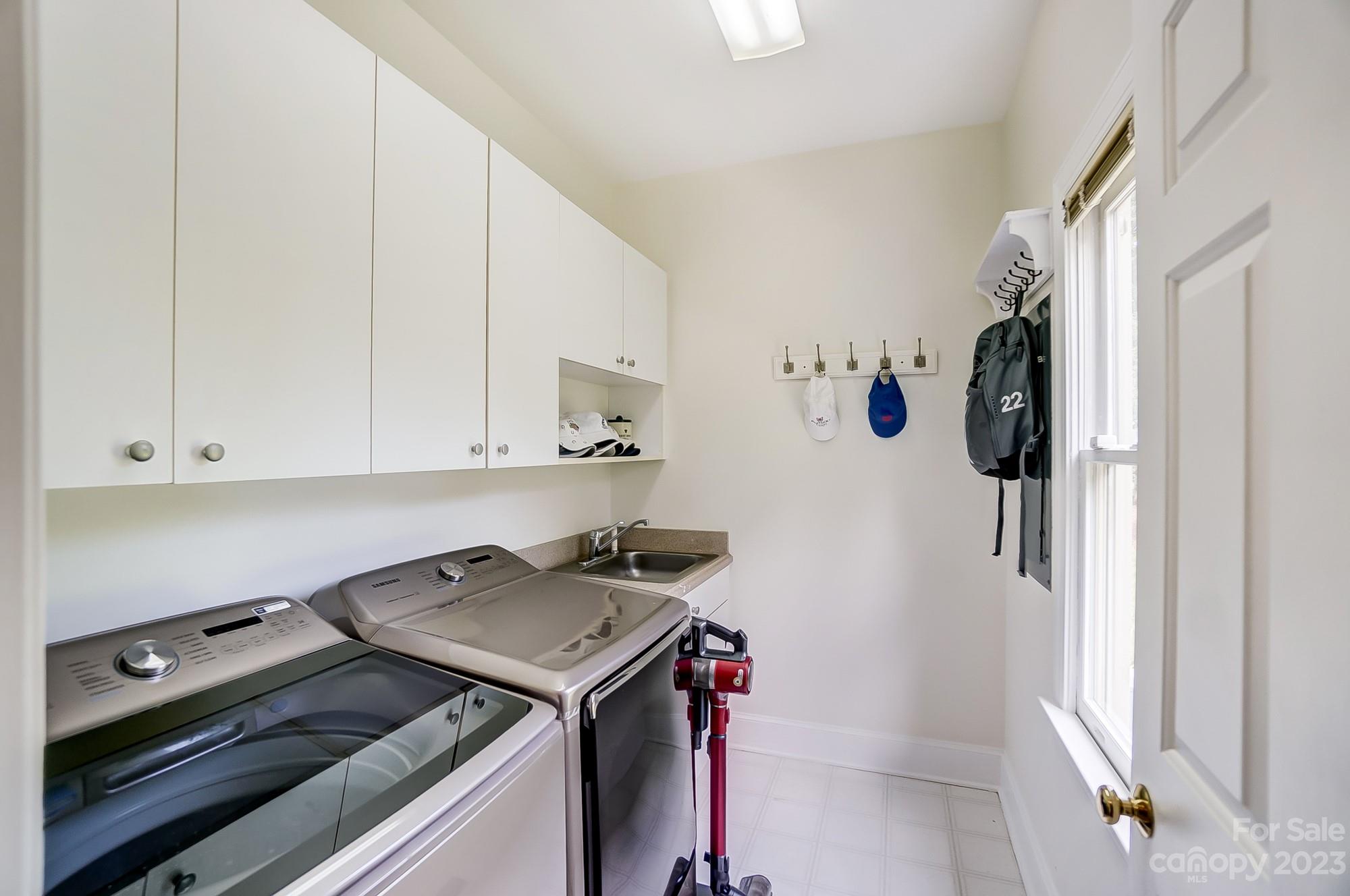 2407 Queensland Drive Charlotte, NC 28270 - Photo 14 of 42