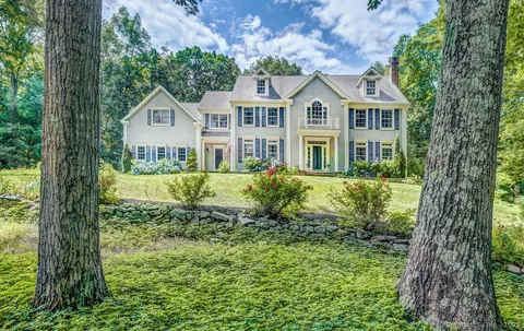 $1,595,000 | 76 High Hill Circle, Madison, CT 06443