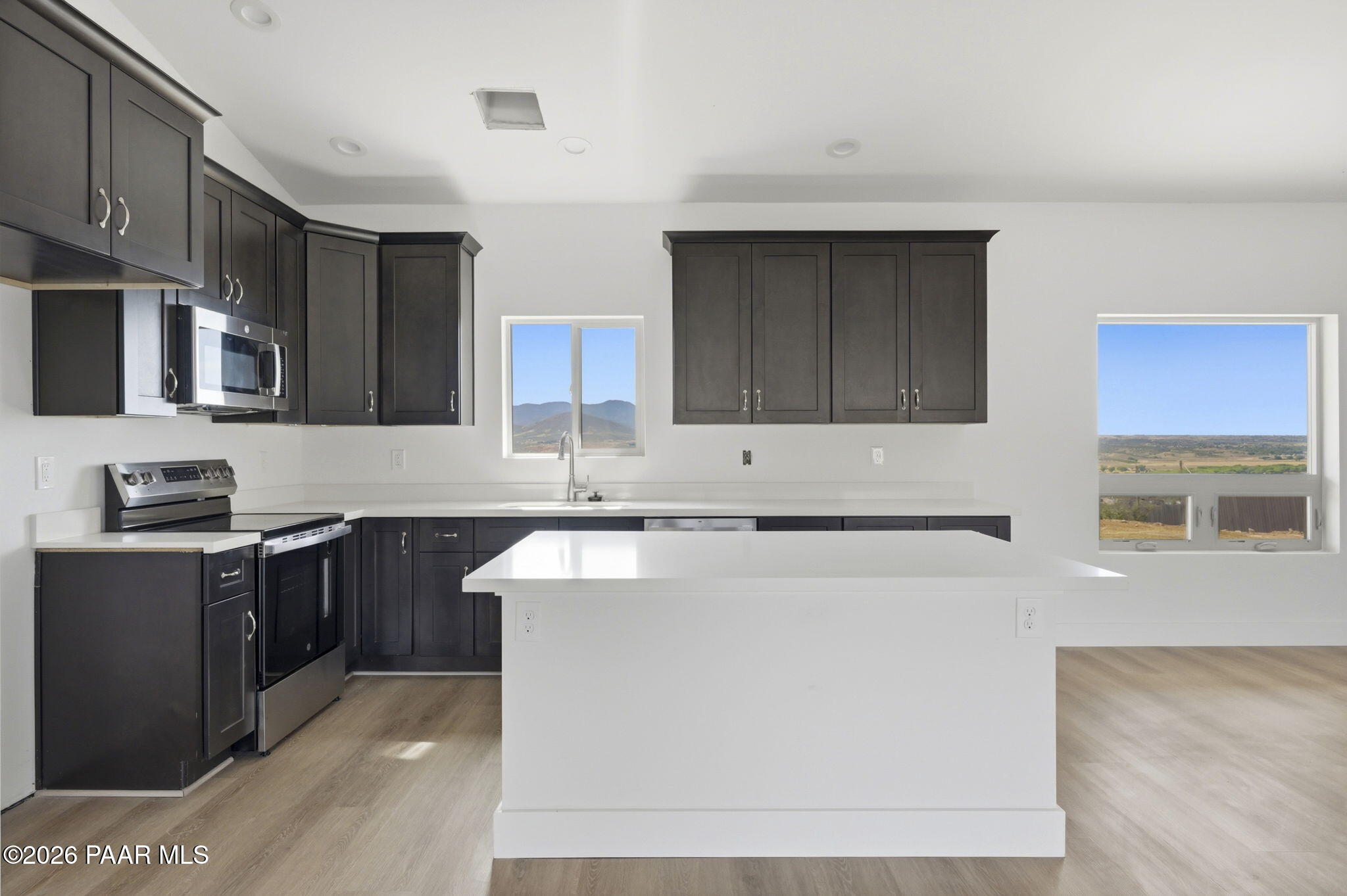 13650 East Soleil Down Road Mayer, AZ 86333 - Photo 12 of 30 17-Kitchen 3