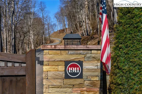 $189,000 | Raspberry Lane, Elk Park, NC 28622