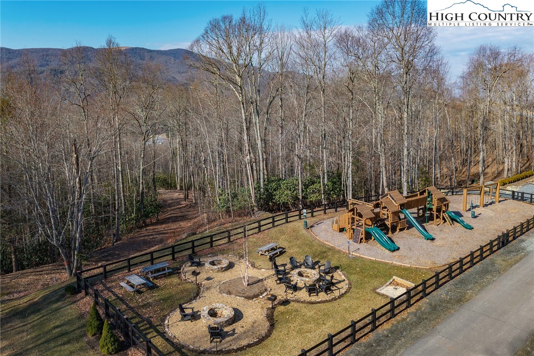 Raspberry Lane Elk Park, NC 28622 - Photo 25 of 39