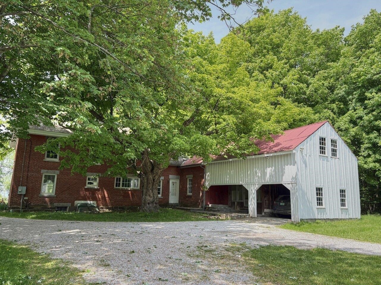 4367 St George Road Williston, VT 05495 - Photo 12 of 52