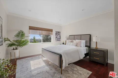 $1,399,000 | 4927 Alatar Drive, Woodland Hills, CA 91364
