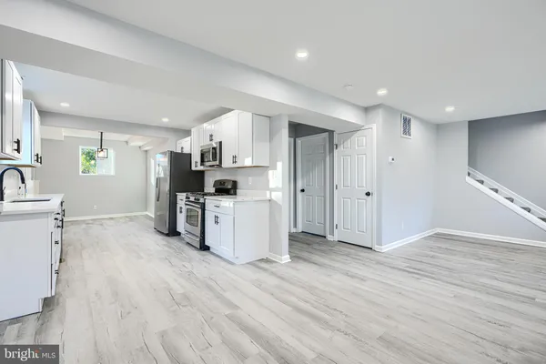 $3,000 | 9 Avenal Road, Baltimore, MD 21221