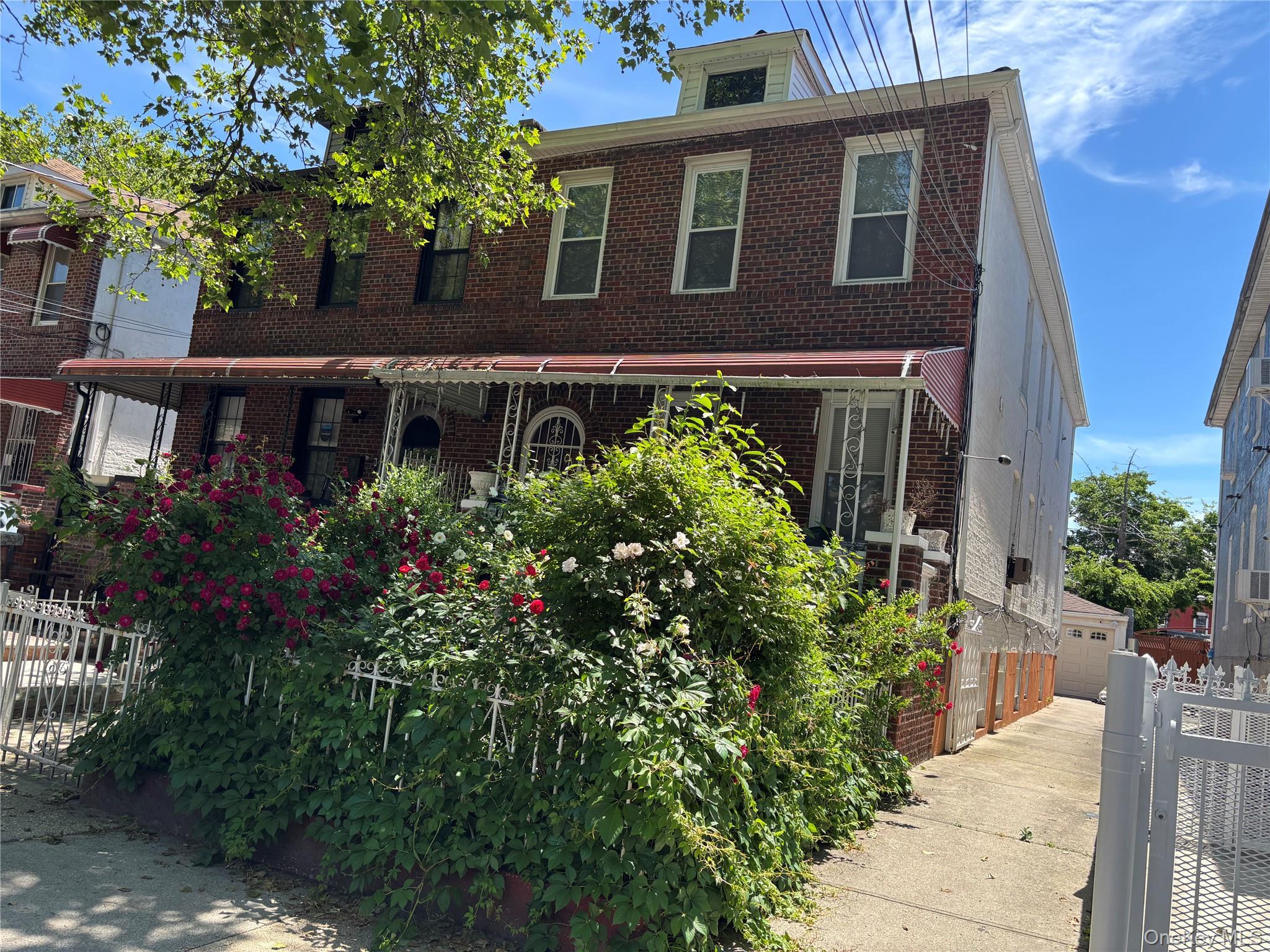 1004 Lenox Road Brooklyn, NY 11212 - Photo 1 of 13 Front house