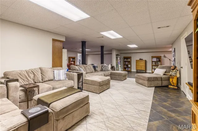 $549,000 | 511 West Lindenwood Avenue, Sikeston, MO 63801