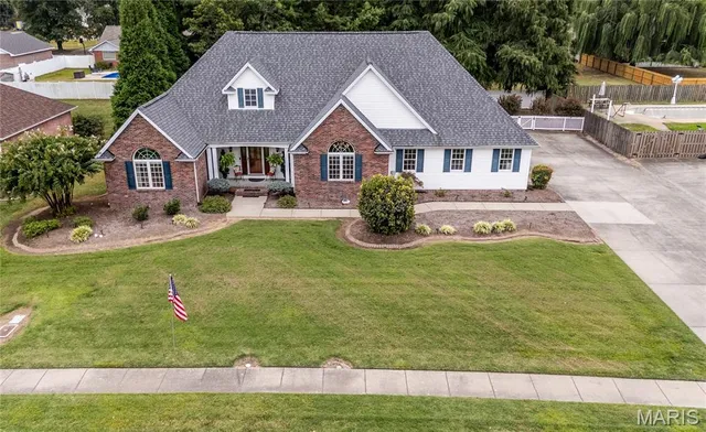 $549,000 | 511 West Lindenwood Avenue, Sikeston, MO 63801