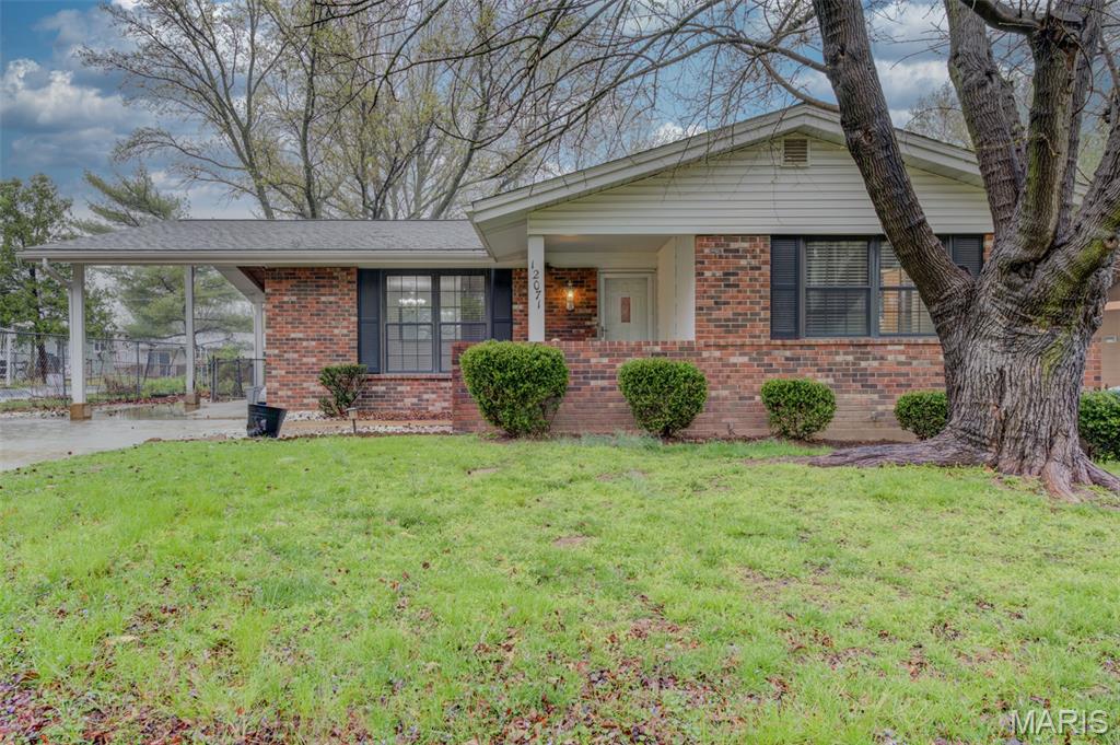 12071 Ameling Road Maryland Heights, MO 63043 - Photo 1 of 32