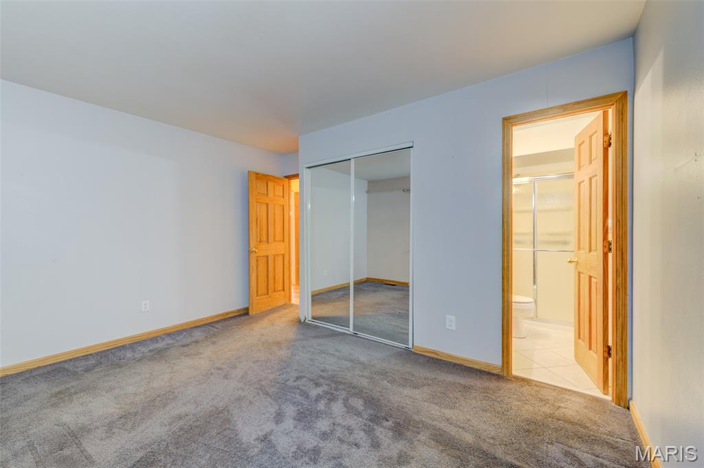 12071 Ameling Road Maryland Heights, MO 63043 - Photo 13 of 32