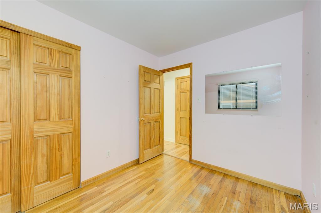 12071 Ameling Road Maryland Heights, MO 63043 - Photo 17 of 32