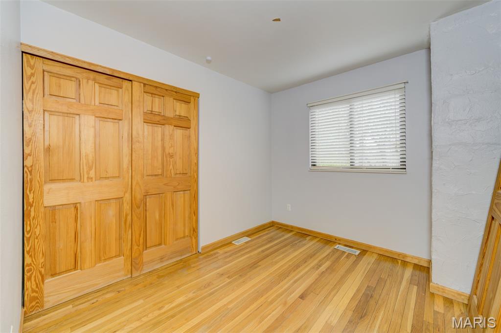12071 Ameling Road Maryland Heights, MO 63043 - Photo 19 of 32