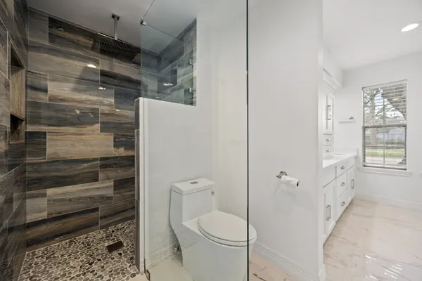 $369,000 | 15702 Mesa Verde Drive, Houston, TX 77059