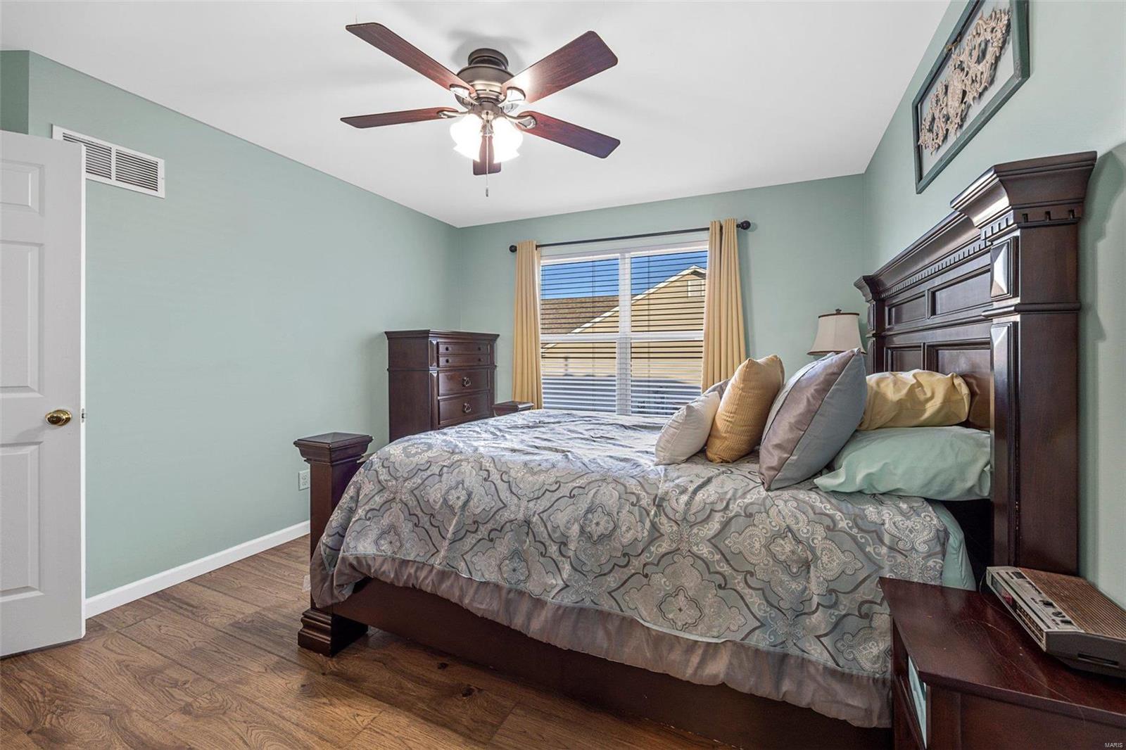 1602 Platinum Court O'Fallon, MO 63366 - Photo 13 of 30