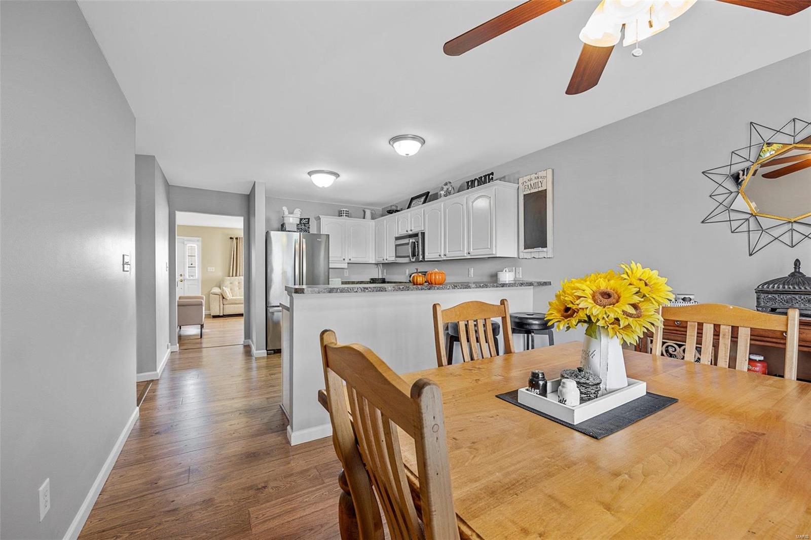 1602 Platinum Court O'Fallon, MO 63366 - Photo 9 of 30