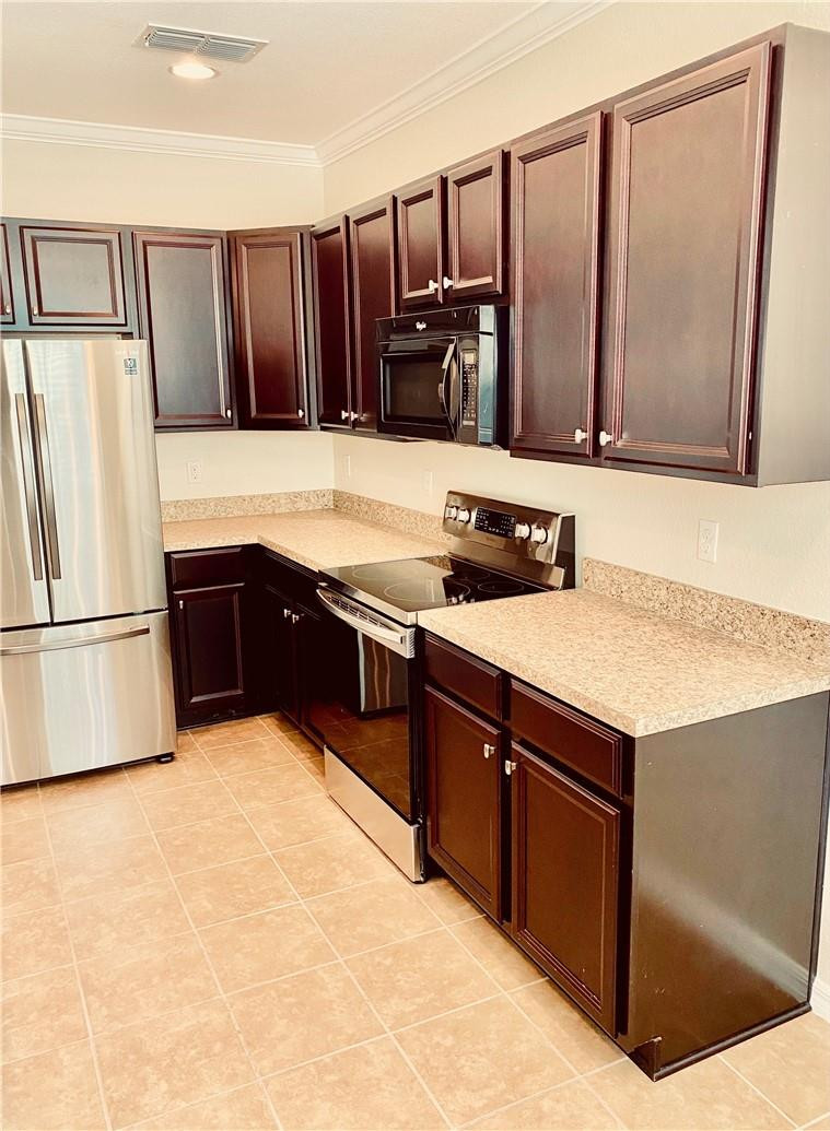 2851 Prospect Road, Unit 901 Tamarac, FL 33309 - Photo 5 of 21 Photo 5