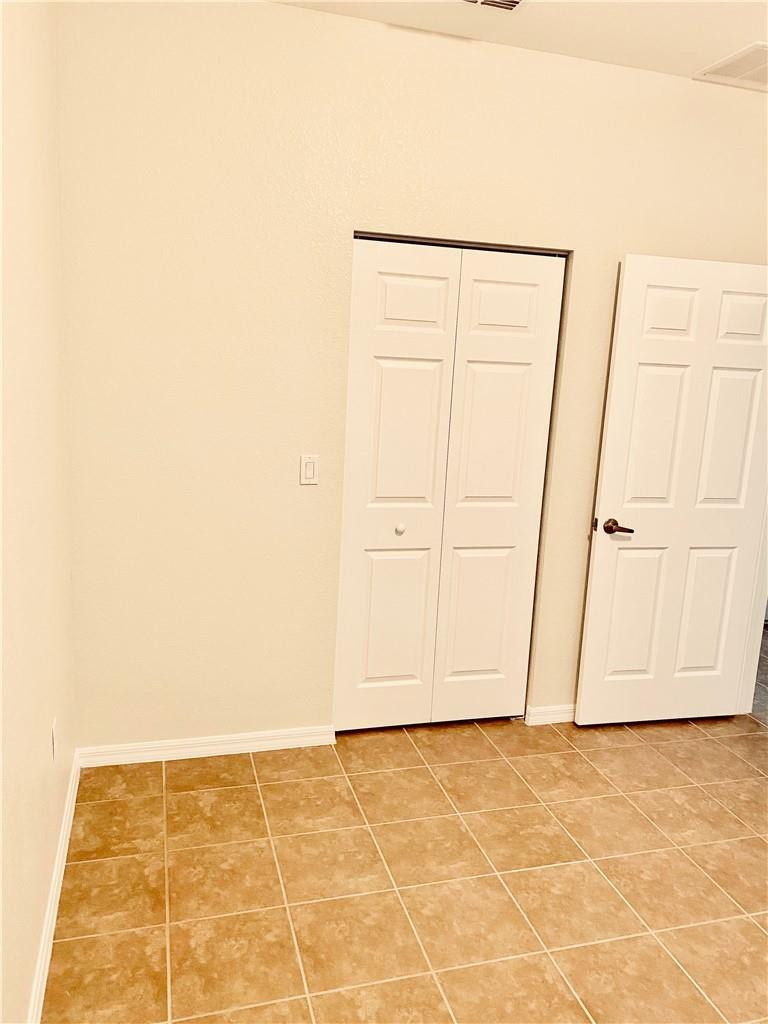 2851 Prospect Road, Unit 901 Tamarac, FL 33309 - Photo 8 of 21 Photo 8