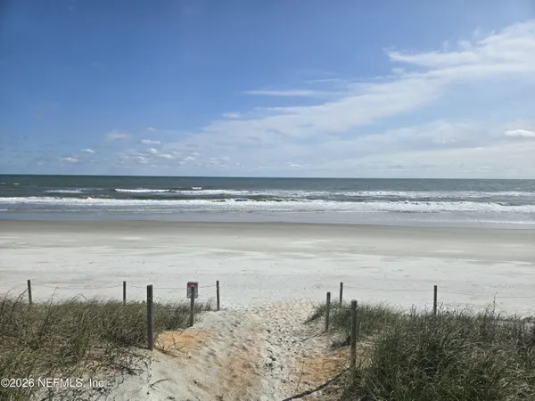 $954,900 | 211 South 26th Street, Flagler Beach, FL 32136