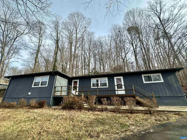 $1,750 | 238 Sunset Avenue, Unit B, Charlottesville, VA 22903