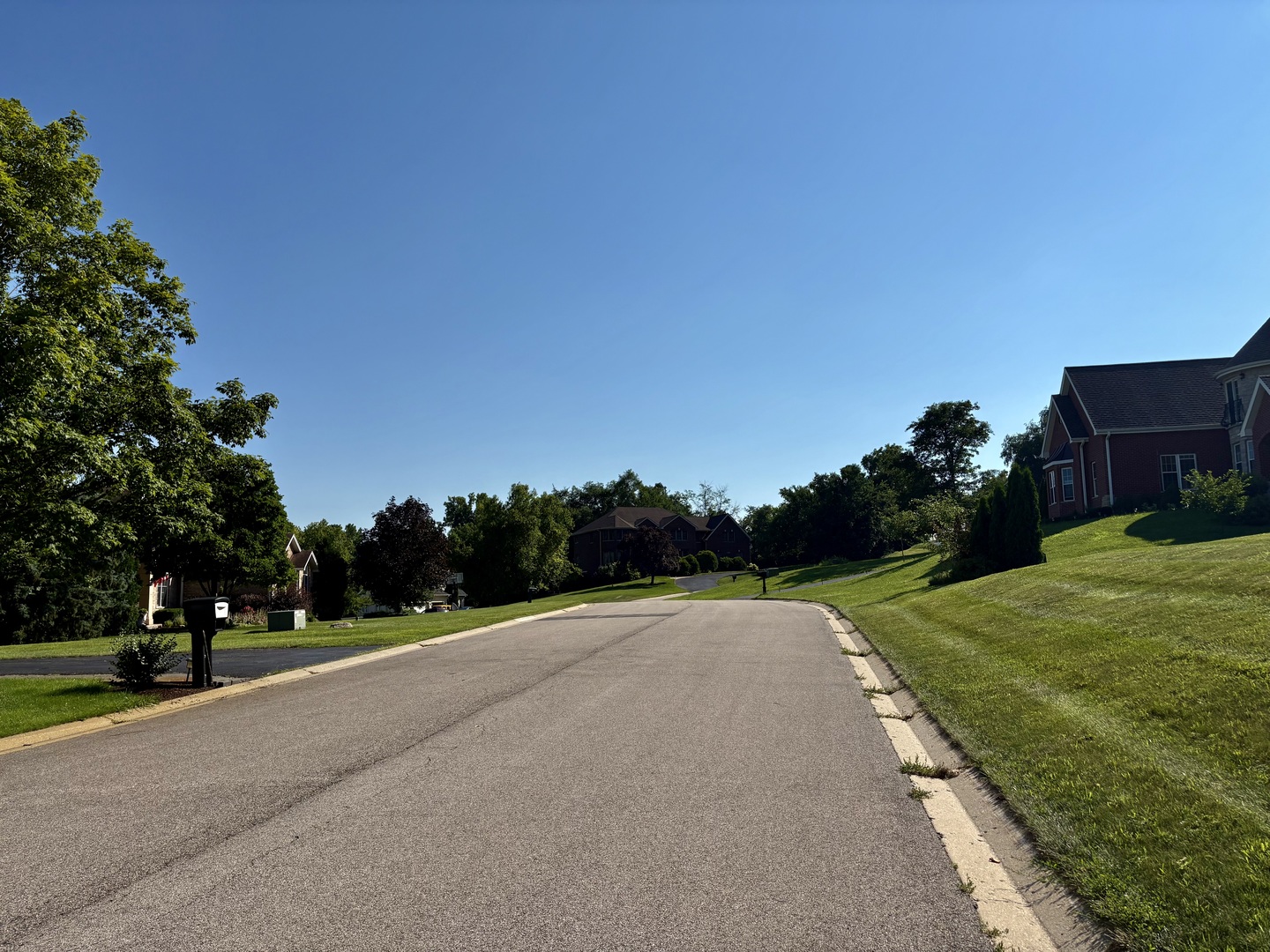 5403 Rita Avenue Crystal Lake, IL 60014 - Photo 3 of 5