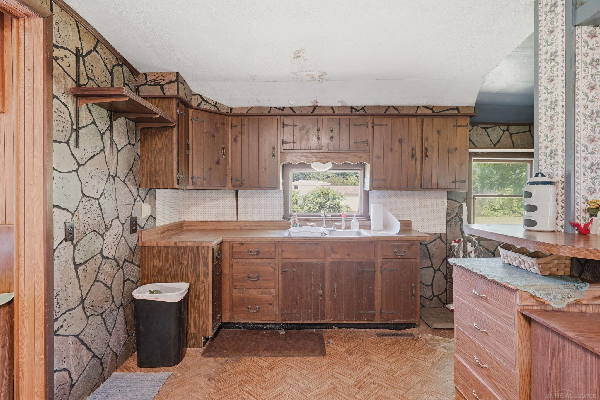 10332 West Dodge Road Montrose, MI 48457 - Photo 6 of 25