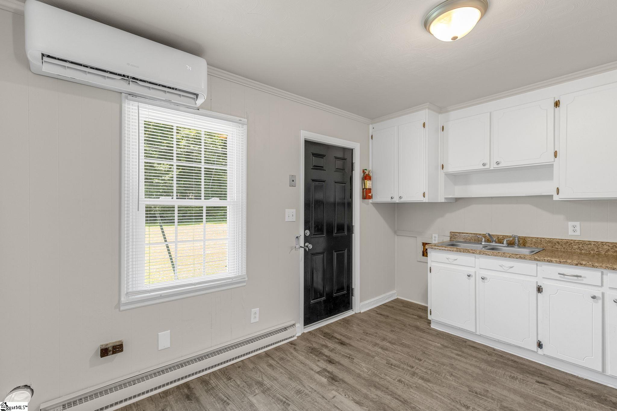 16819 Fairview Street Fountain Inn, SC 29644 - Photo 5 of 15
