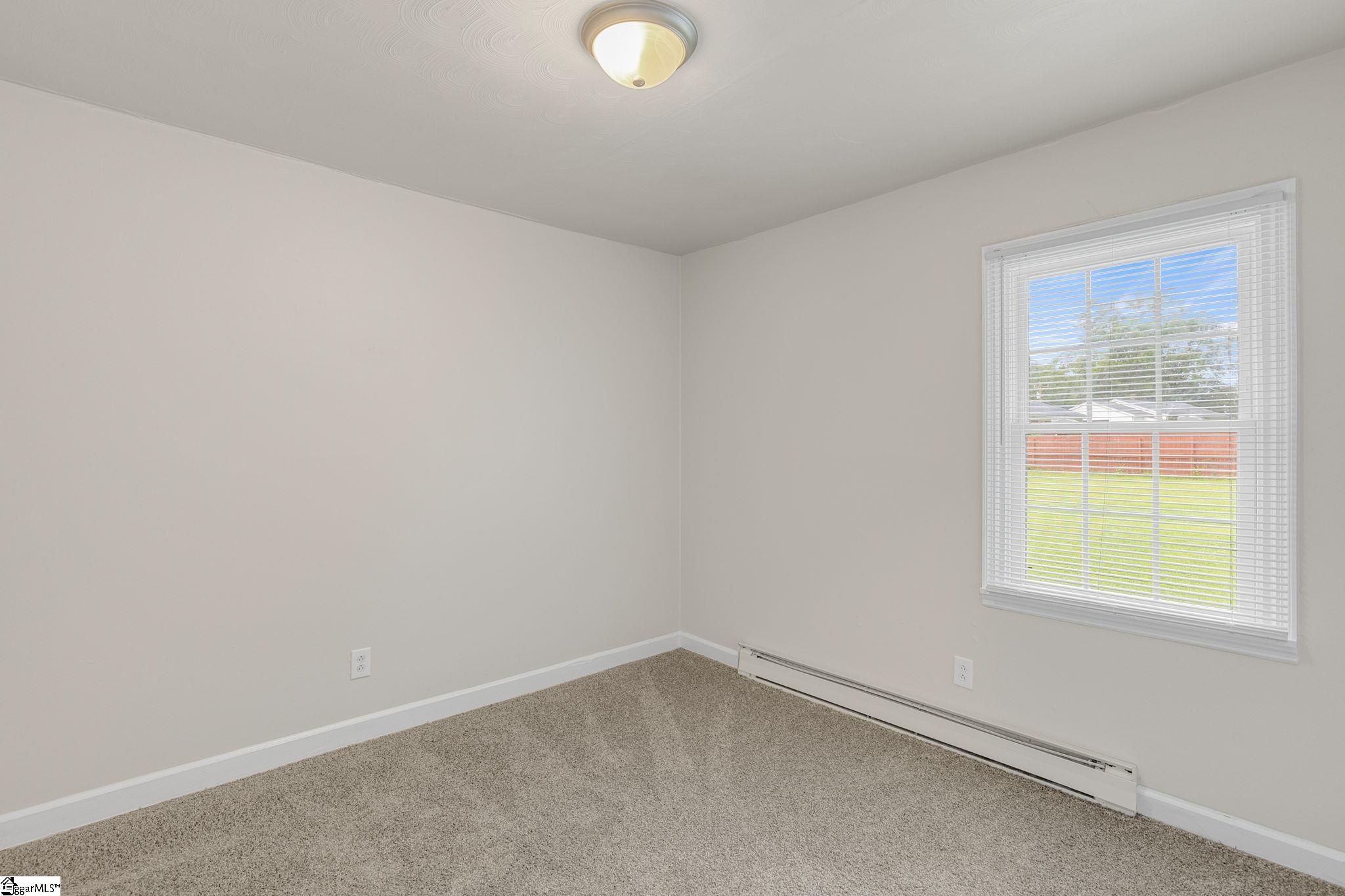16819 Fairview Street Fountain Inn, SC 29644 - Photo 9 of 15