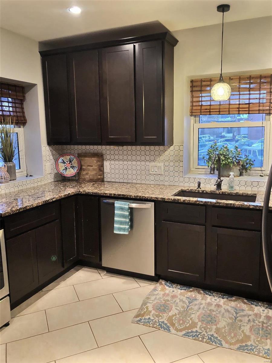 3145 Watson Road St. Louis, MO 63139 - Photo 9 of 27