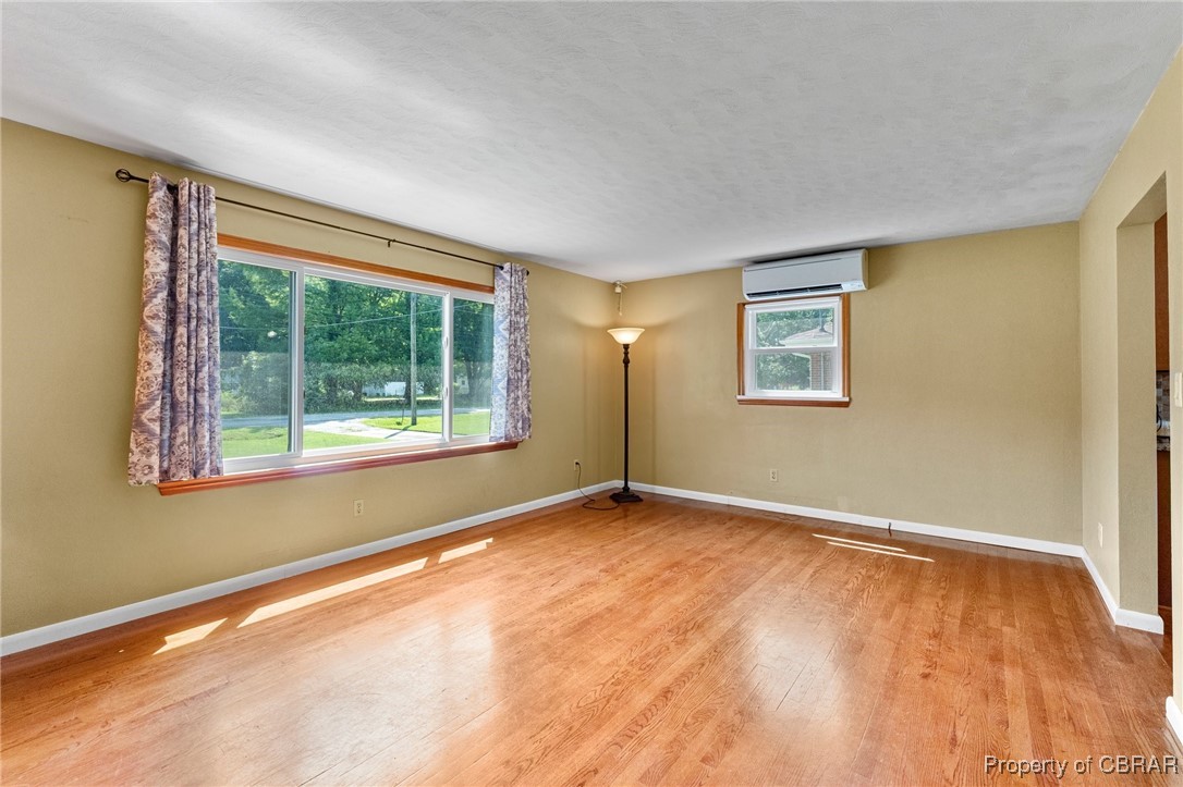 117 Purgold Road Seaford, VA 23696 - Photo 7 of 39 Gallery Image 7