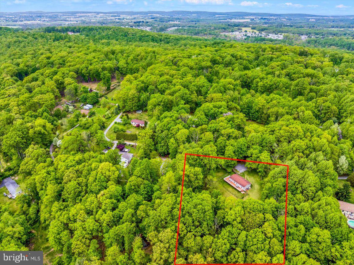 212 Barons Hill Road Honey Brook, PA 19344 - Photo 2 of 21 Gallery Image 2