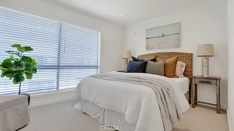 $1,742,900 | 2 Land Fall Court, Newport Beach, CA 92663