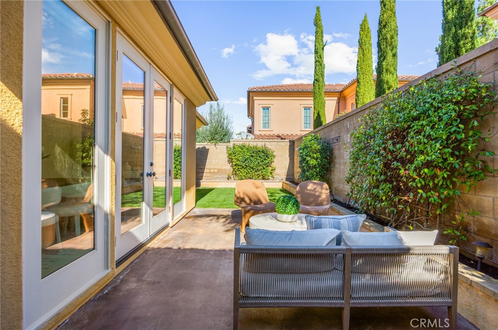 75 Lupari Irvine, CA 92618 - Photo 14 of 41