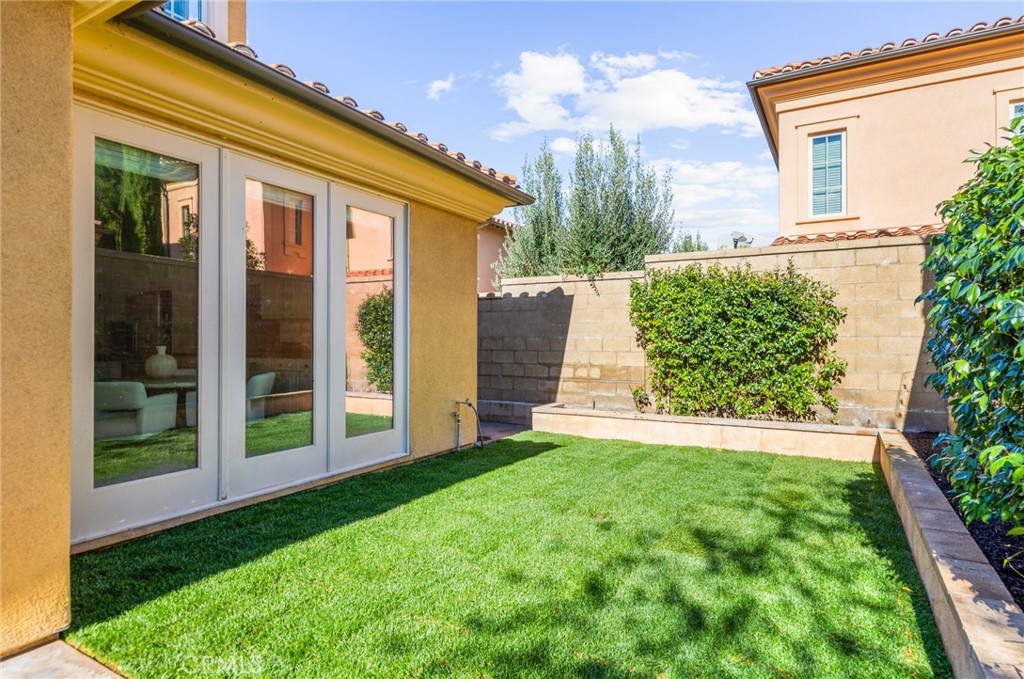 75 Lupari Irvine, CA 92618 - Photo 15 of 41